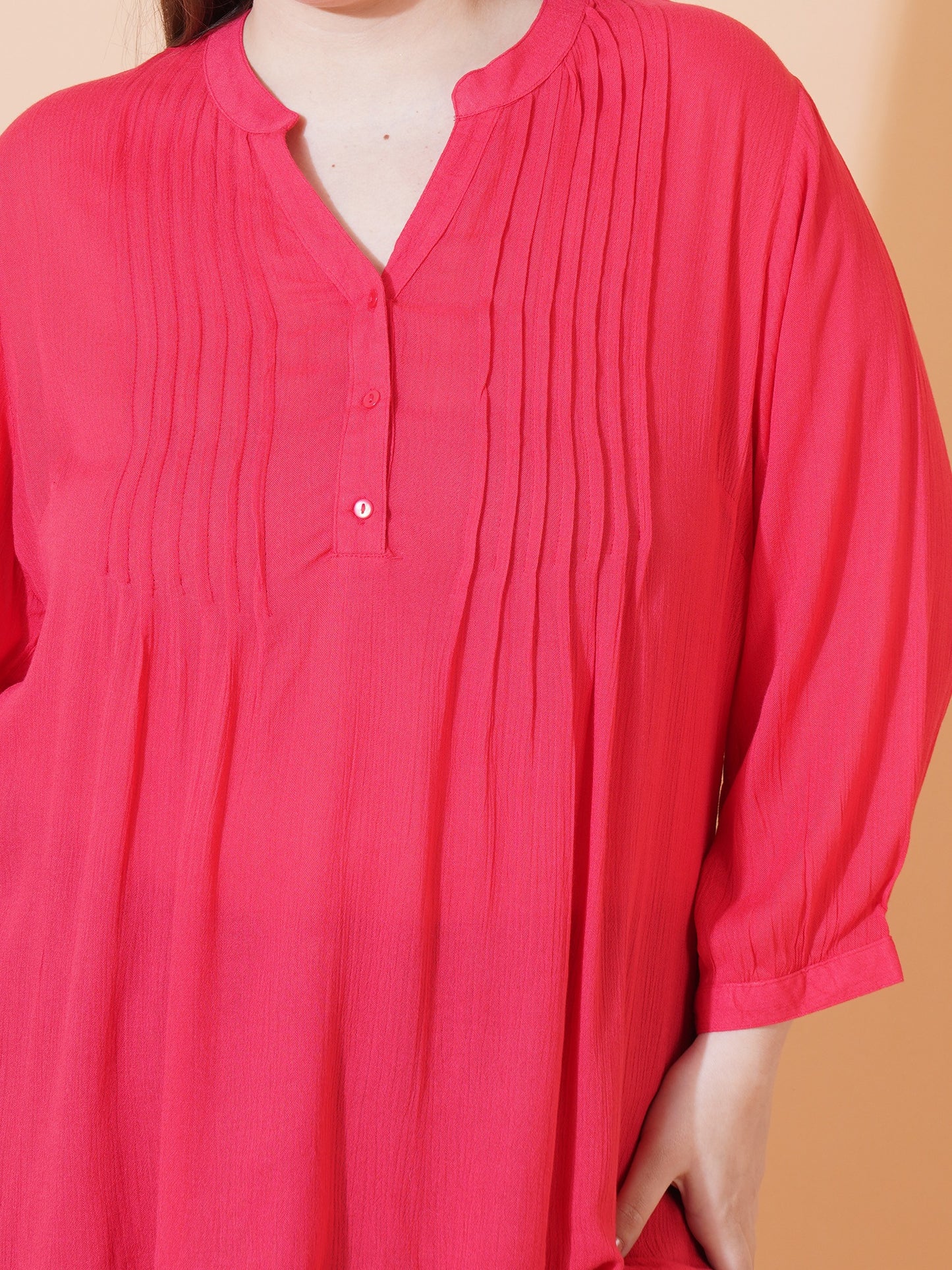 Women Red Dobby Print Pintuck Plus Size Top