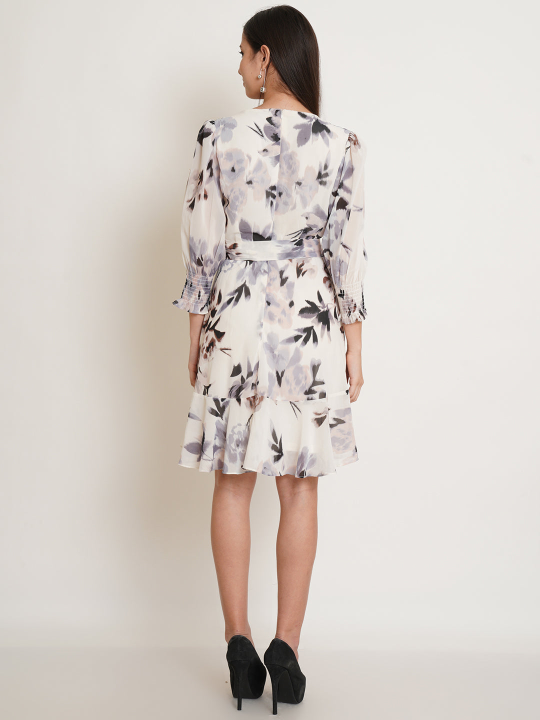 9 Impression Women Cream & Black Dress