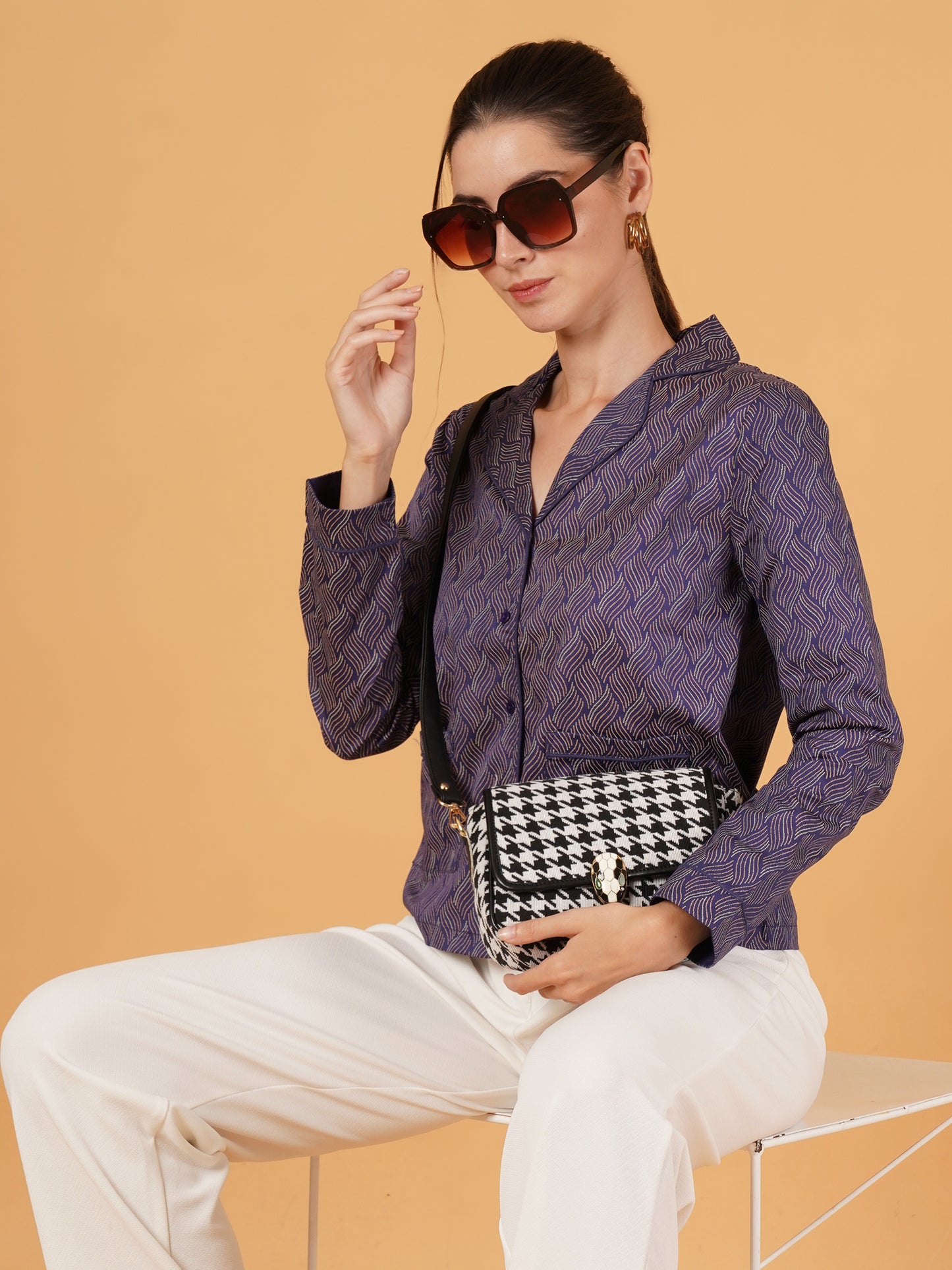 9 Impression Women Blazers - Closure View