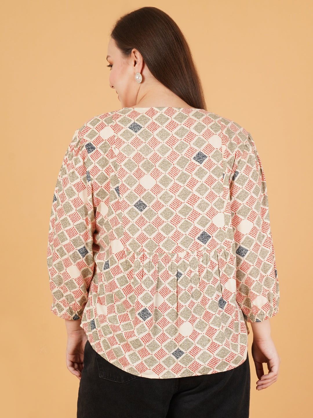 Women Pink & White Plus Size Geometric Gathered Puff Sleeves Top