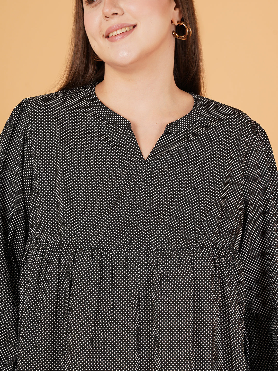 Women Black & White Polka Dot Print Cuffed Sleeves Plus Size Top