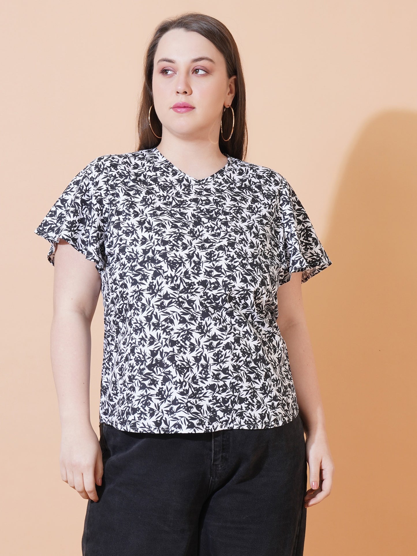 Women Floral Print Short Sleeves Regular Plus Size Top - Front View