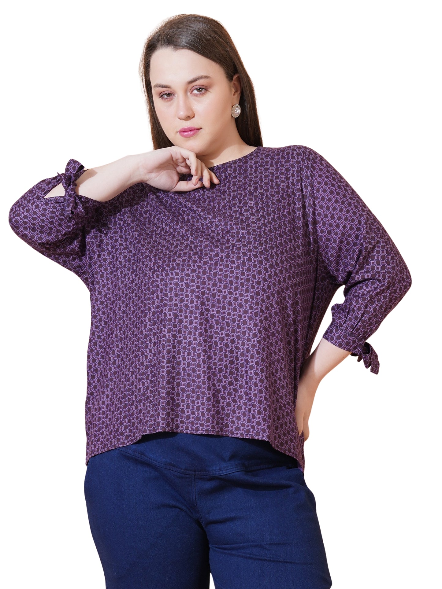 Women Geomatric Print Plus Size Top - Background View