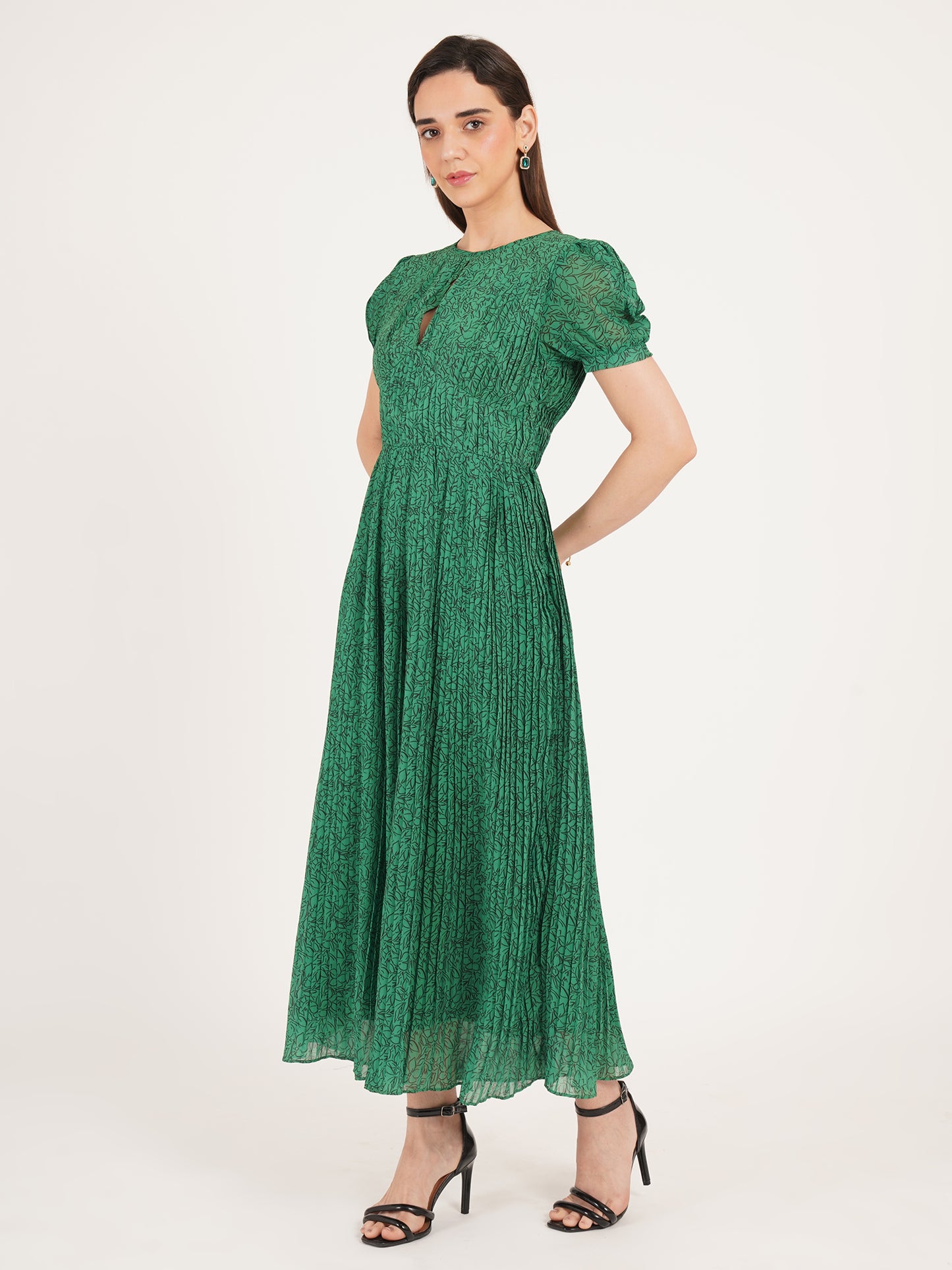 Women Green Pleated Short Sleeves Maxi Dress