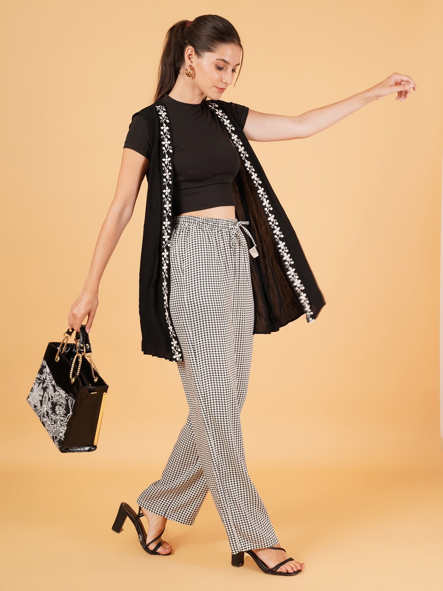 The Monochrome Glow Lounge Pants