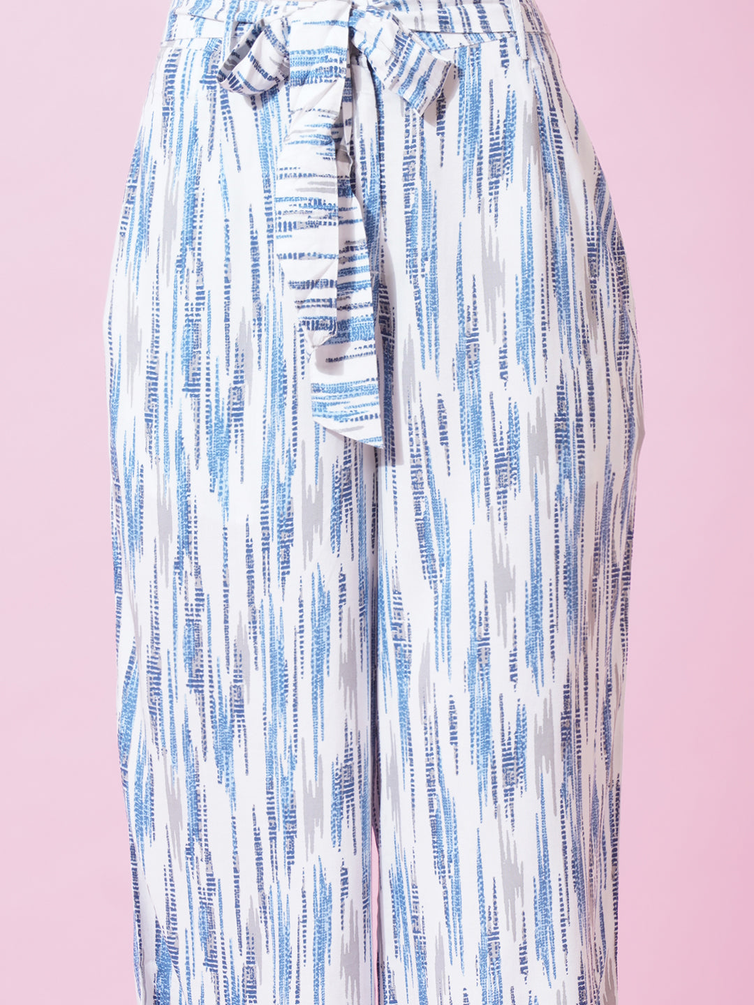 Women Blue & White Printed Rayon Regular Fit Palazzo