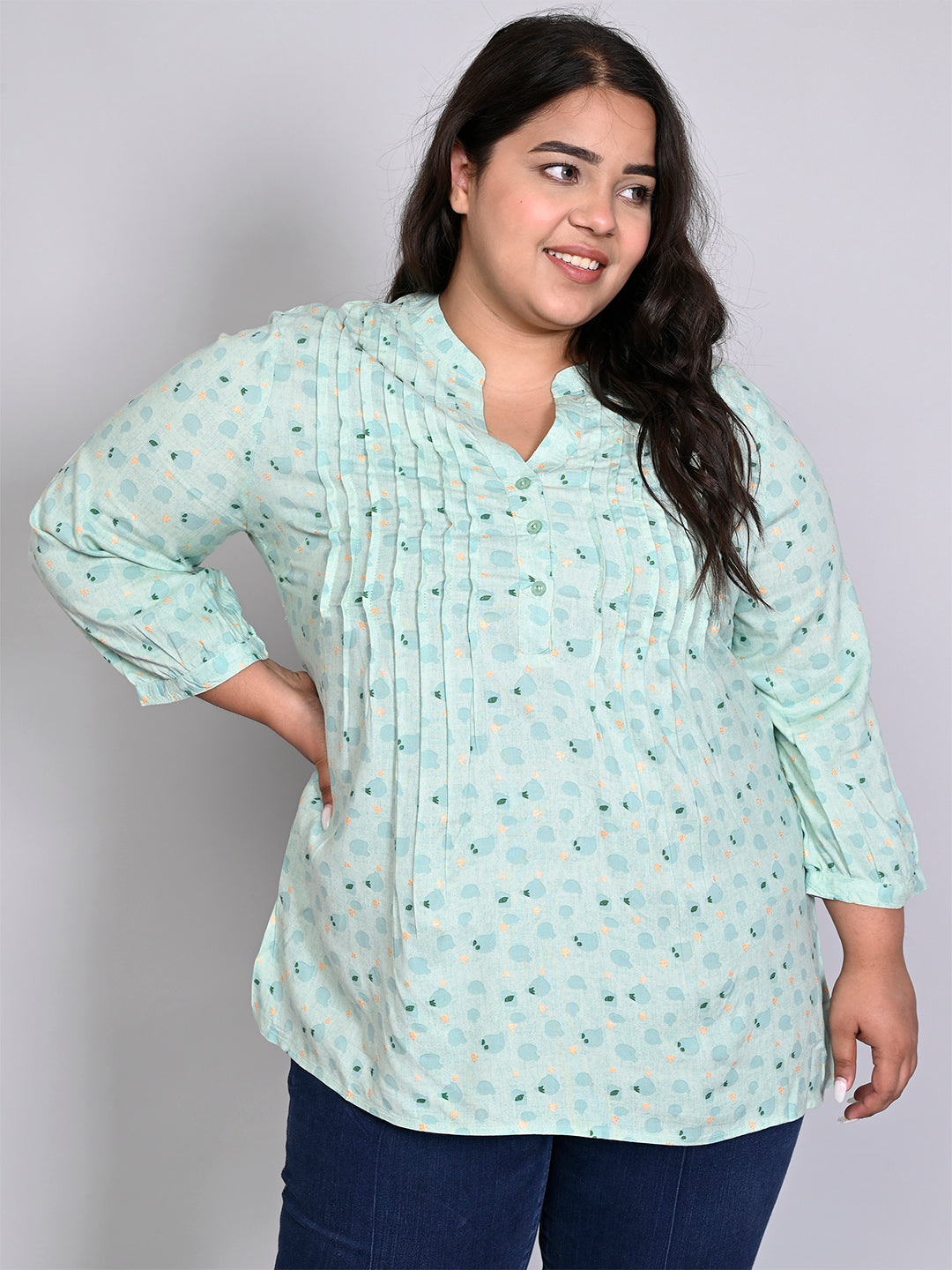 Women Plus Size Green Printed Pintuck Mandarin Collar Longline Top
