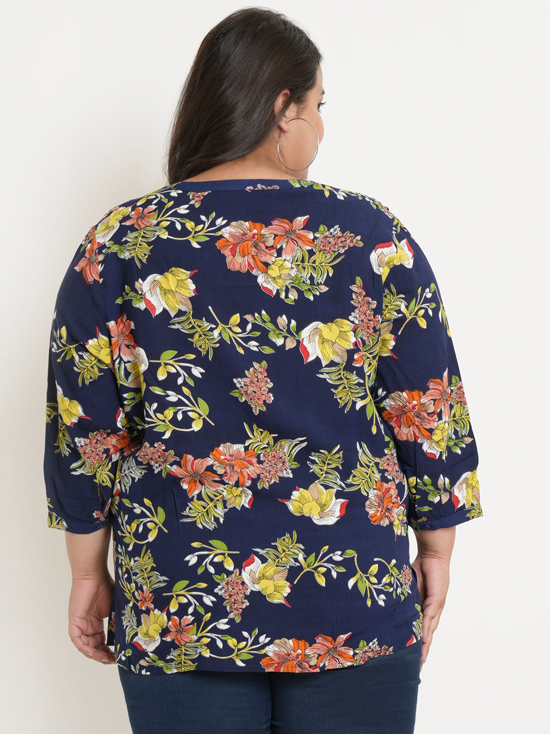 Women Navy Blue Floral Print Plus Size Tops - Black Images