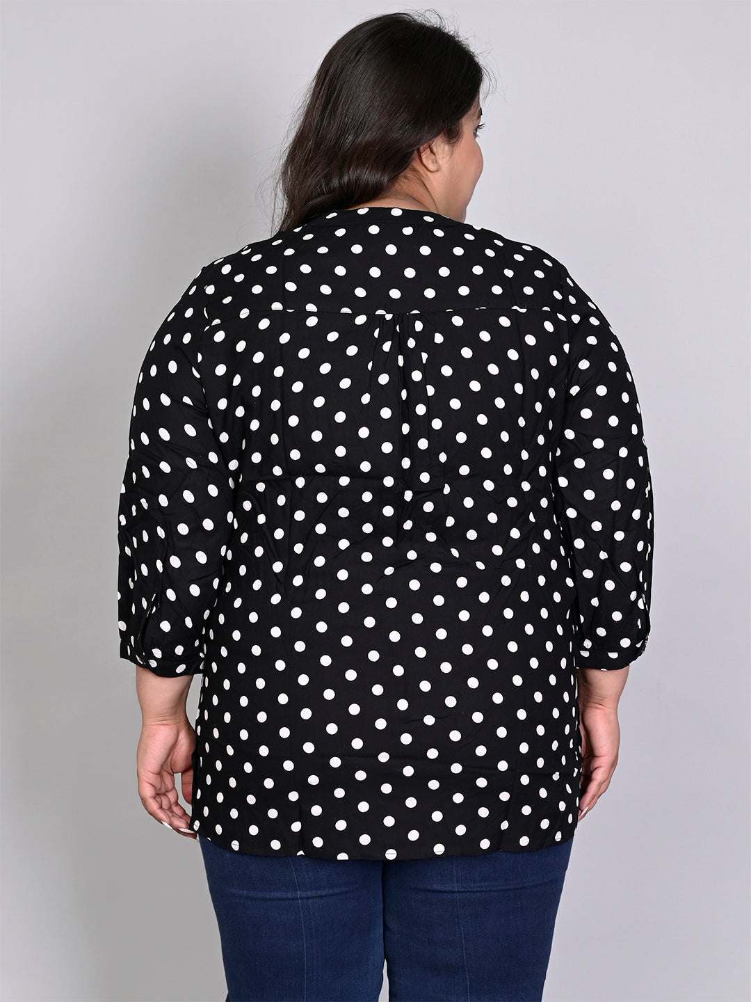 Women Plus Size Black & White Printed Pintuck Mandarin Collar Longline Top