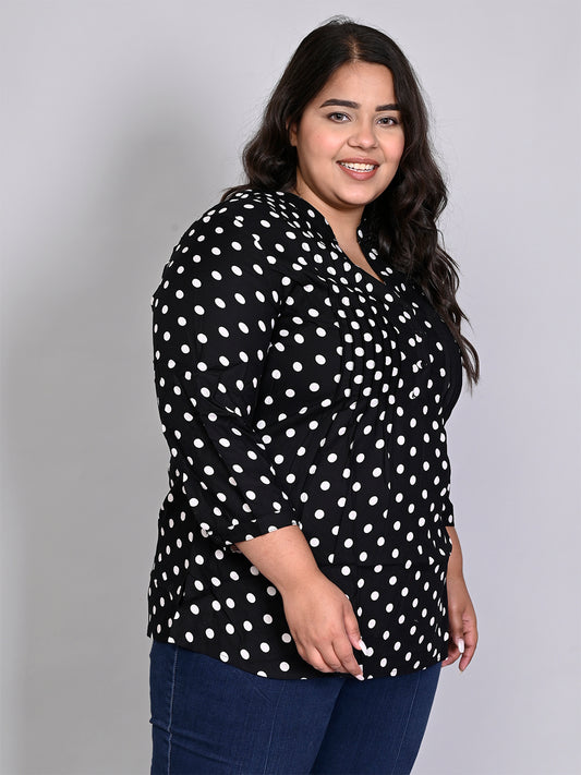 Women Plus Size Black & White Printed Pintuck Mandarin Collar Longline Top