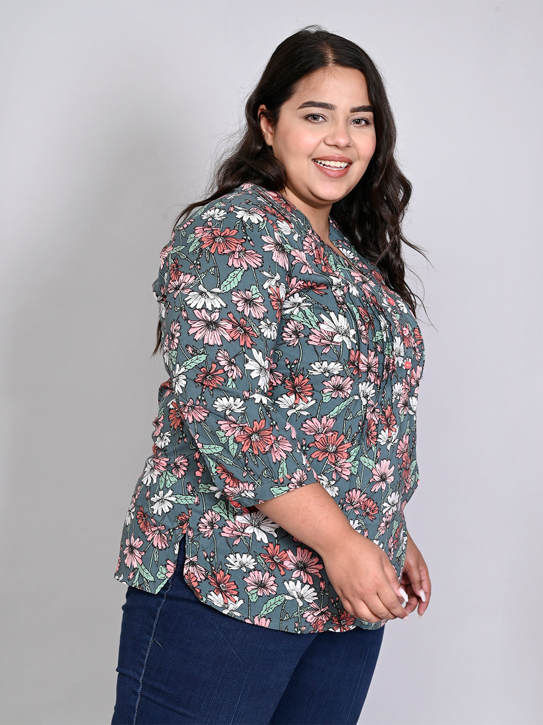 Women Plus Size Green & Pink Printed Pintuck Mandarin Collar Longline Top