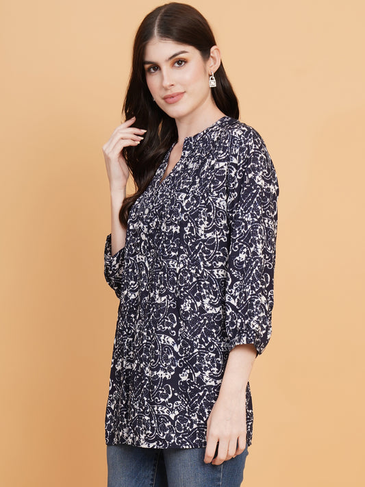 Women Black & White Printed Mandarin Collar Pintuck Tunic