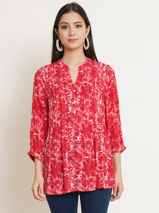 Woman Red Printed Longline Pintuck Top