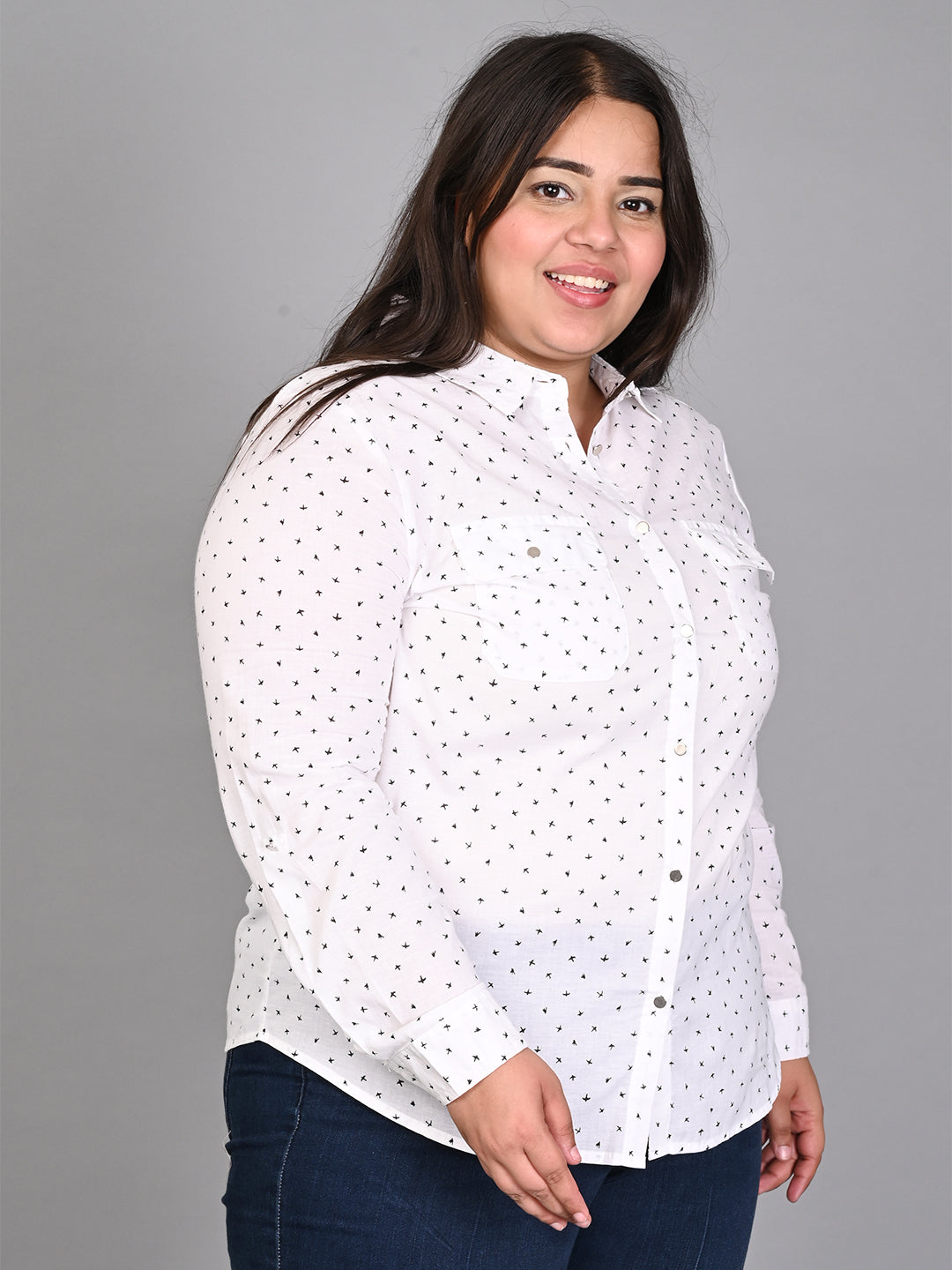 9 Impression Women White & Black Star Print Plus Size Shirt