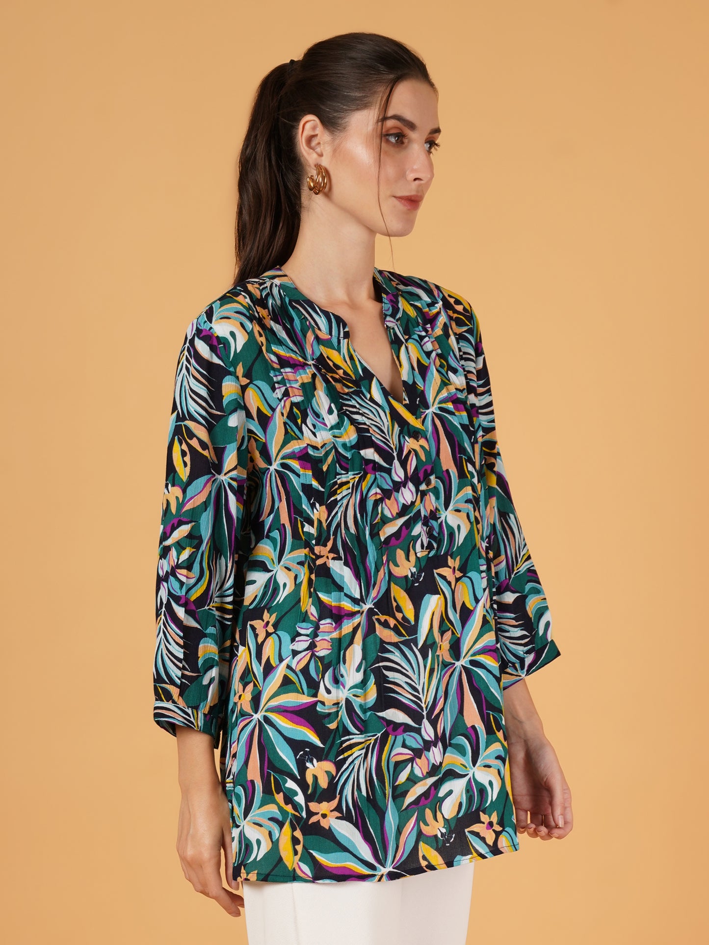 Women Green & Black Leaf Print Mandarin Collar Plus Size Longline Top