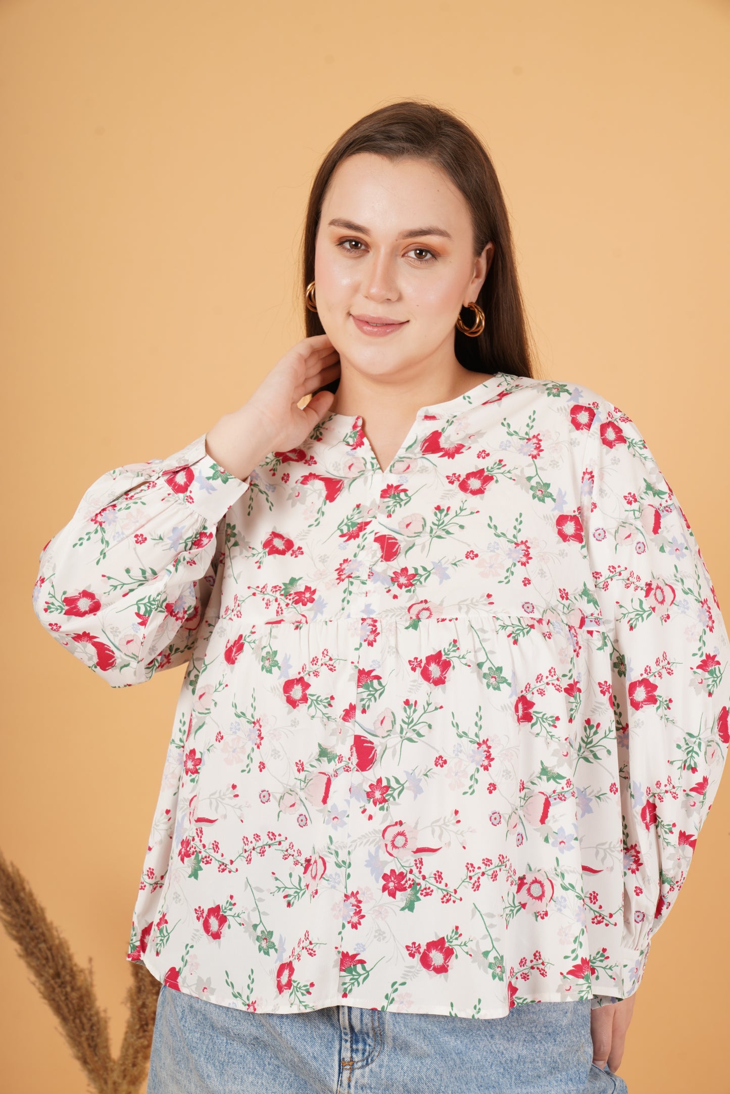 Women Red & Green Plus Size Floral Print Gathered Cuffed Sleeves Top