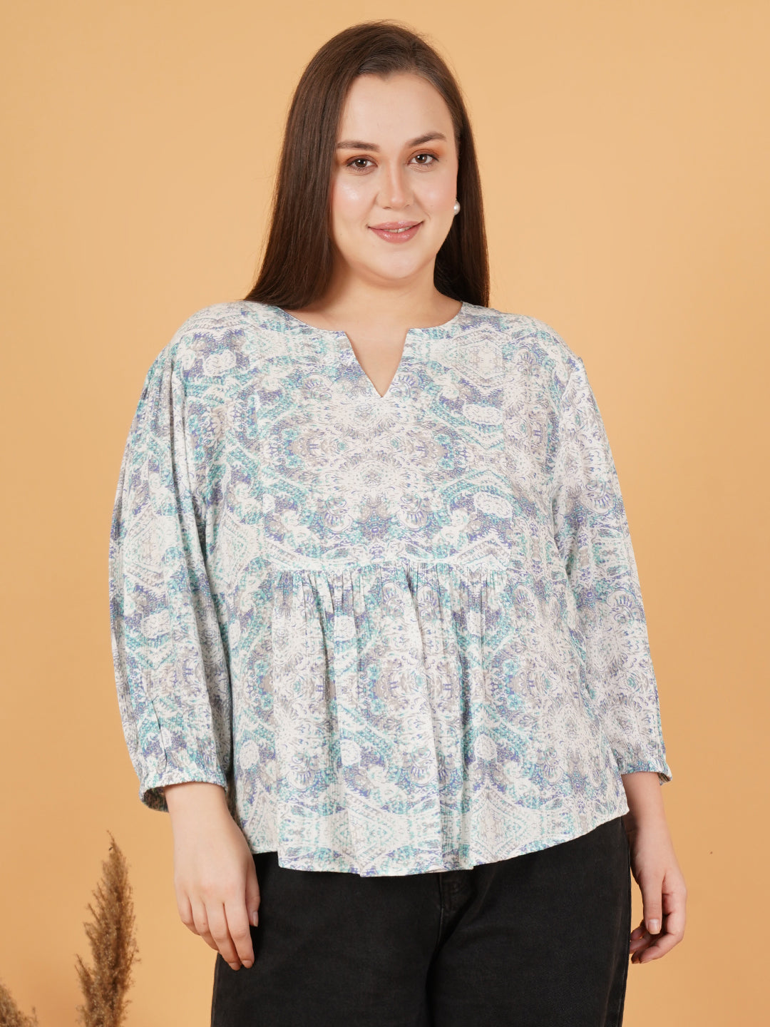 Women Blue & White Printed Plus Size Gathered Puff Sleeves Top