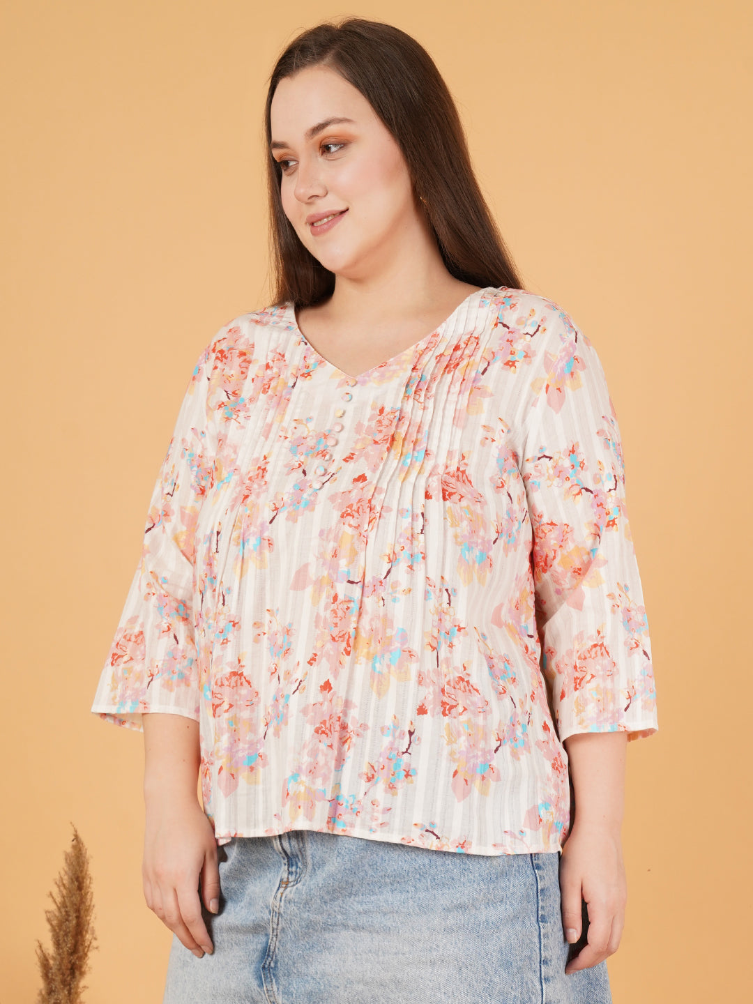 Women Pink & White Floral Print Pintuck Bell Sleeves V-Neck Plus Size Top