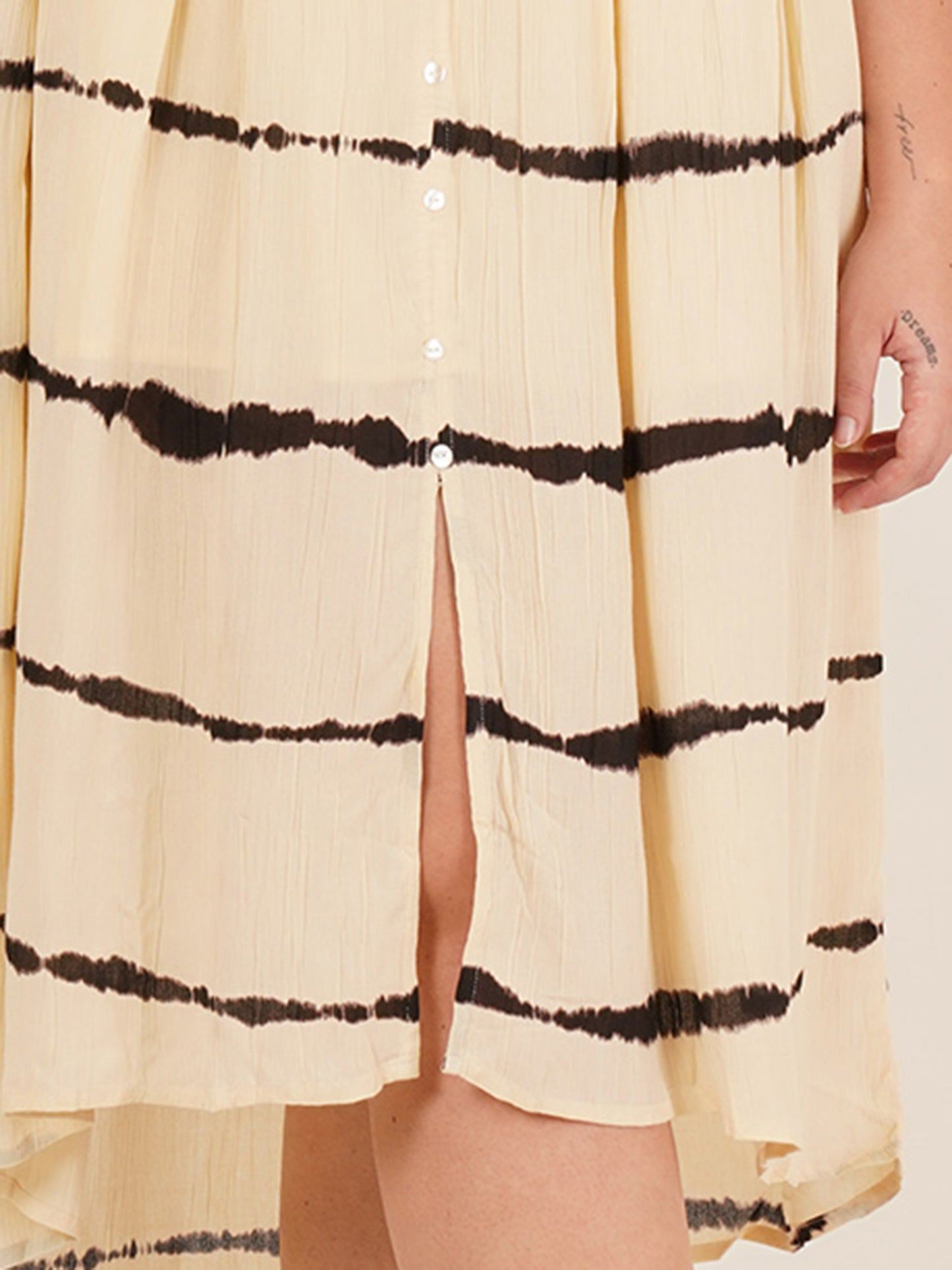 Women Beige & Black Plus Size Tie-Dye Midi Dress