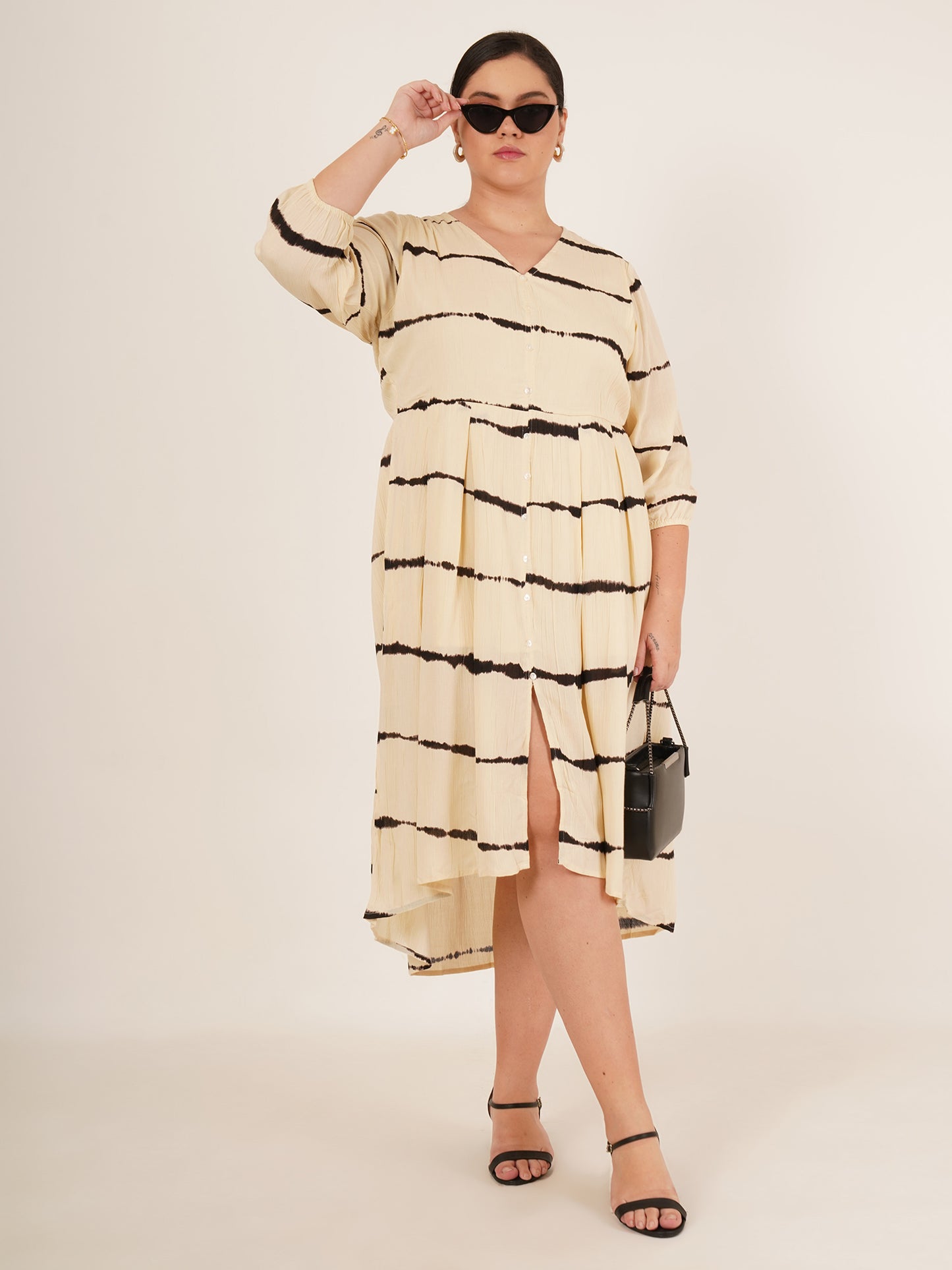 Women Beige & Black Plus Size Tie-Dye Midi Dress
