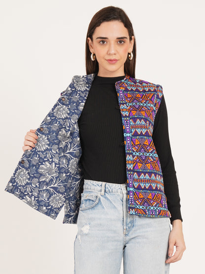 Women Floral Printed Quilted Sleeveless Reversible Jacket