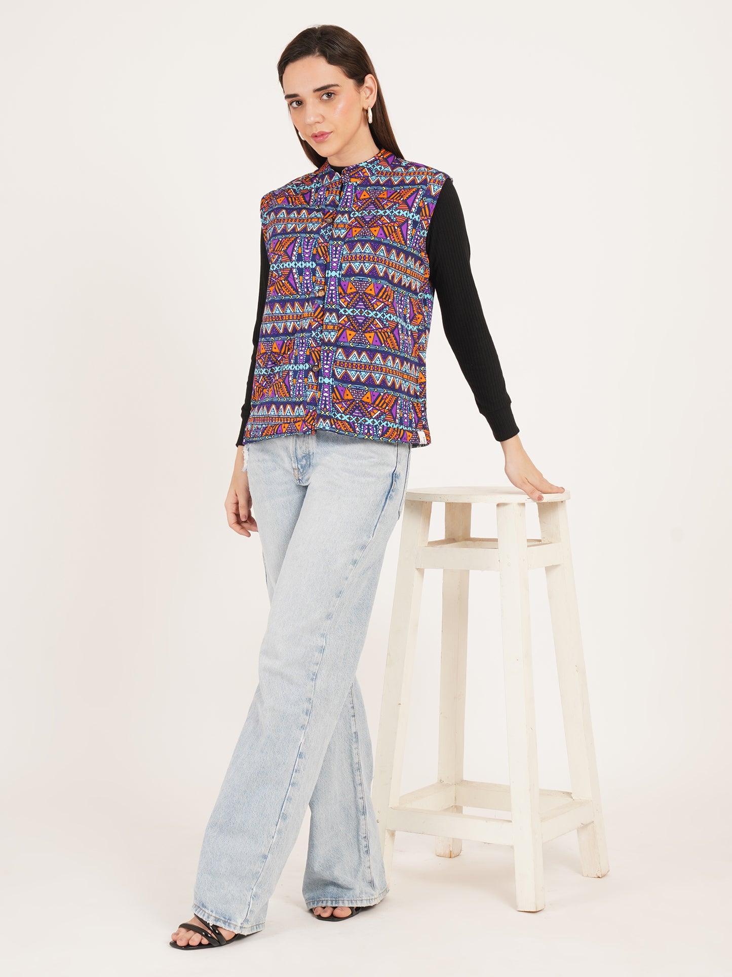 Women Floral Printed Quilted Sleeveless Reversible Jacket