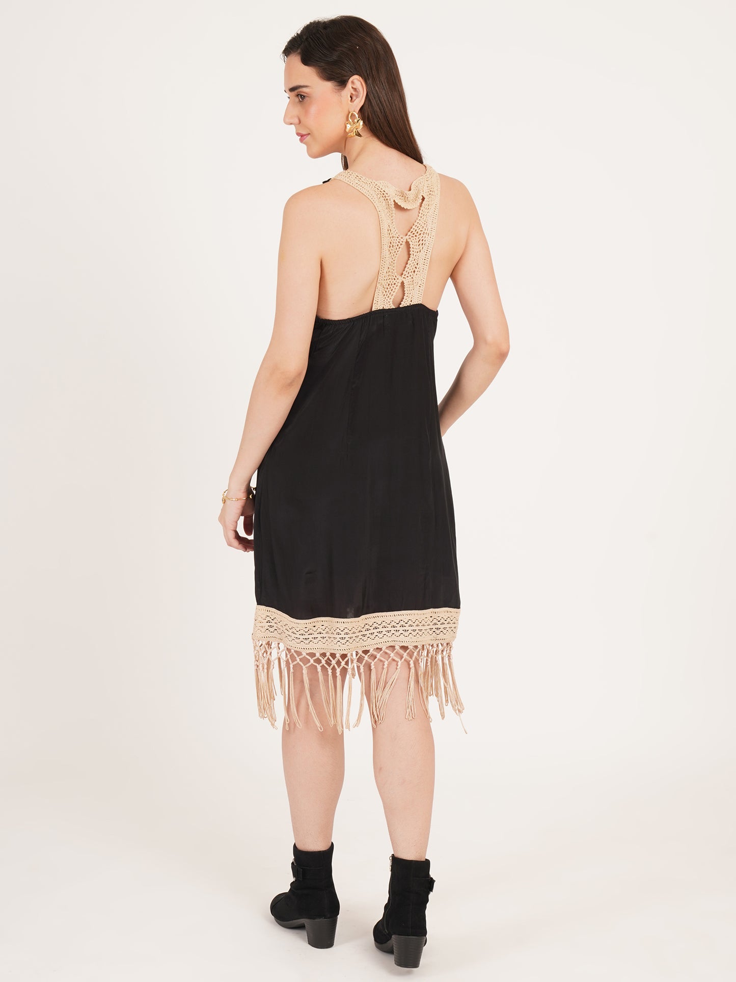 Women Black & Beige Floral Print Lace Inserted Sleeveless A-Line Dress