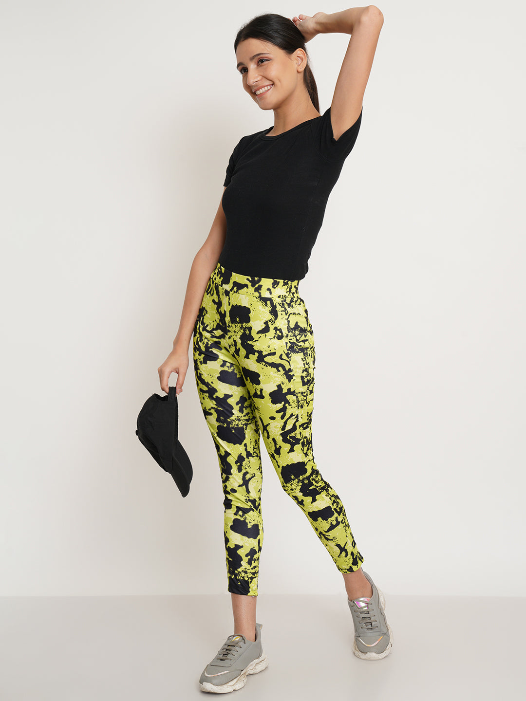 Women Neon & Black Printed Fit Slim Pyjama