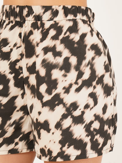 The Liora Short