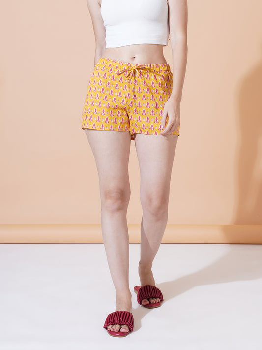 Women Mustard & Pink Paisley Print Shorts