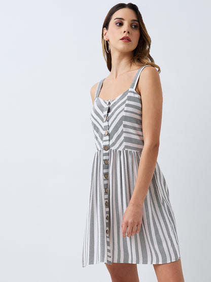The Stravira Dress