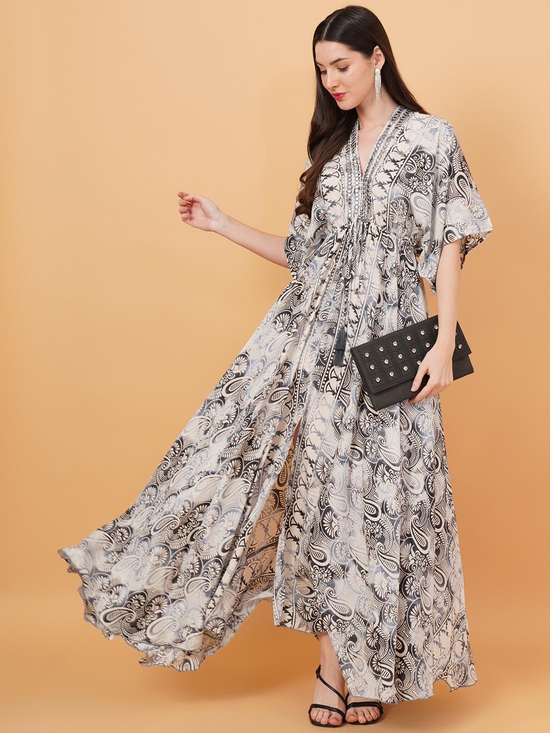 Women Grey & Crème Printed Fit & Flare Dress