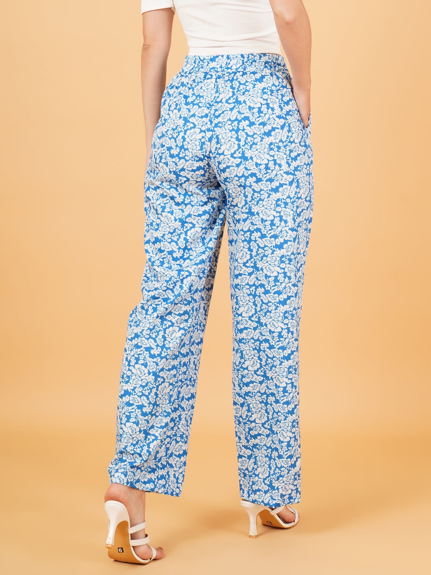 Women Turquoise Blue & White Floral Print Regular Fit Pyjama