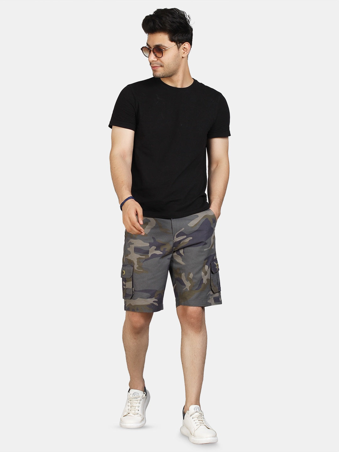 9 Impression Men Green Camouflage Printed Regular Fit Organic Cotton Cargo Shorts