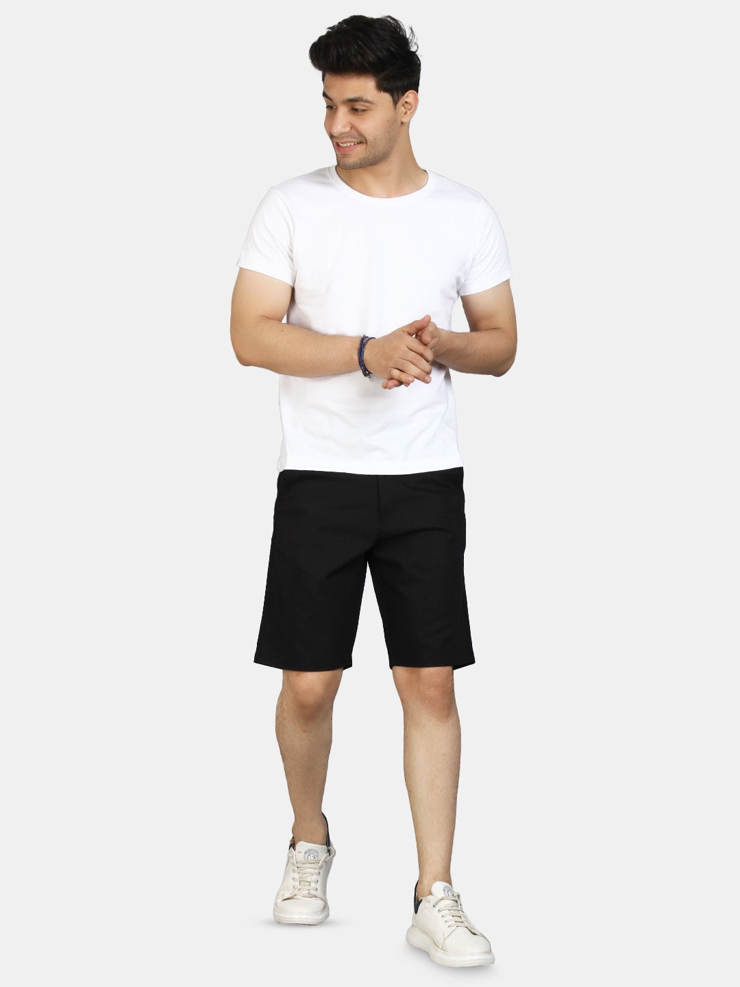 9 Impression Men Black Solid Regular Fit Cotton Cargo Shorts