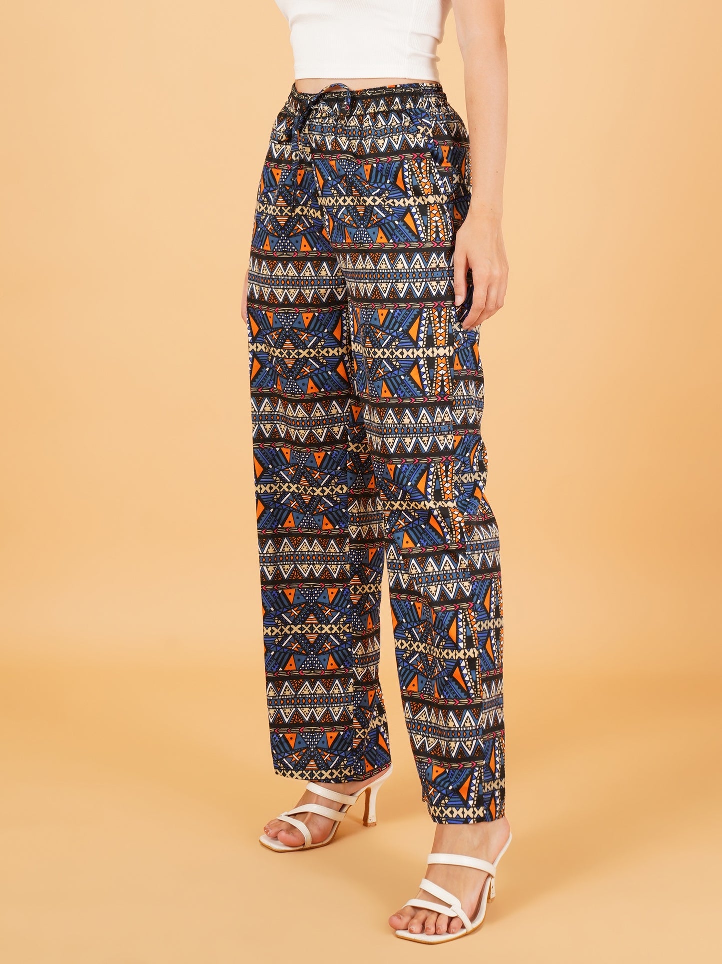 Women Black & Blue Geometric Print Regular Fit Pyjama