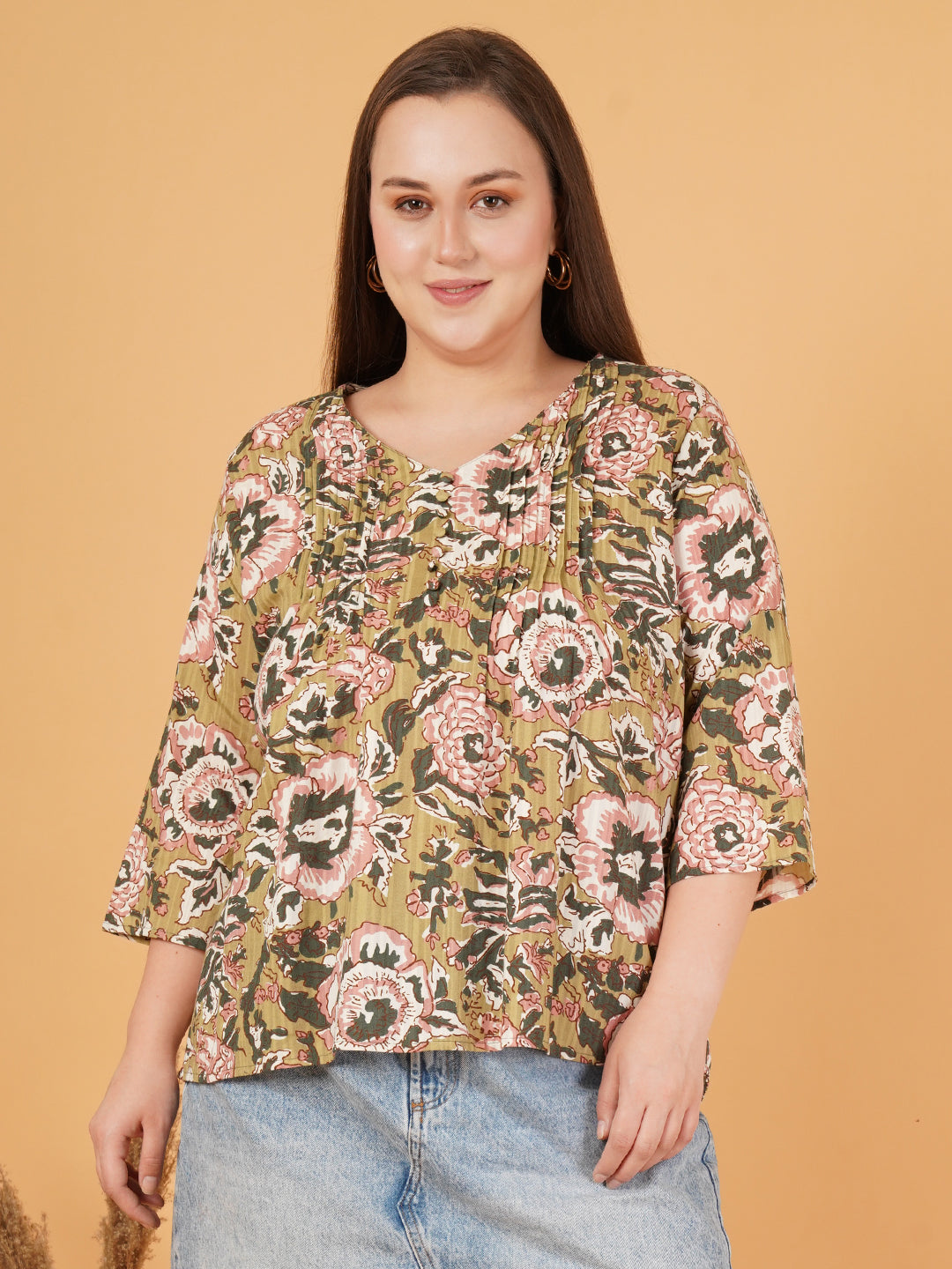 Women Green & Pink Floral Print Pintuck Bell Sleeves V-Neck Plus Size Top