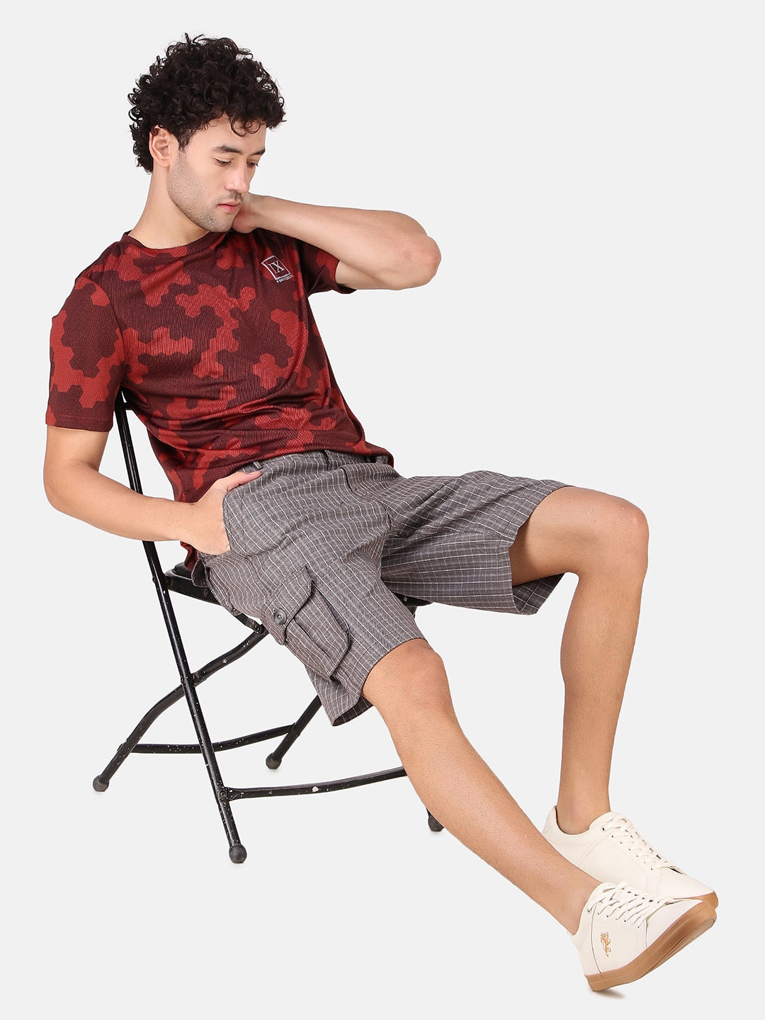 Men Maroon & Black Printed Sports T-Shirt