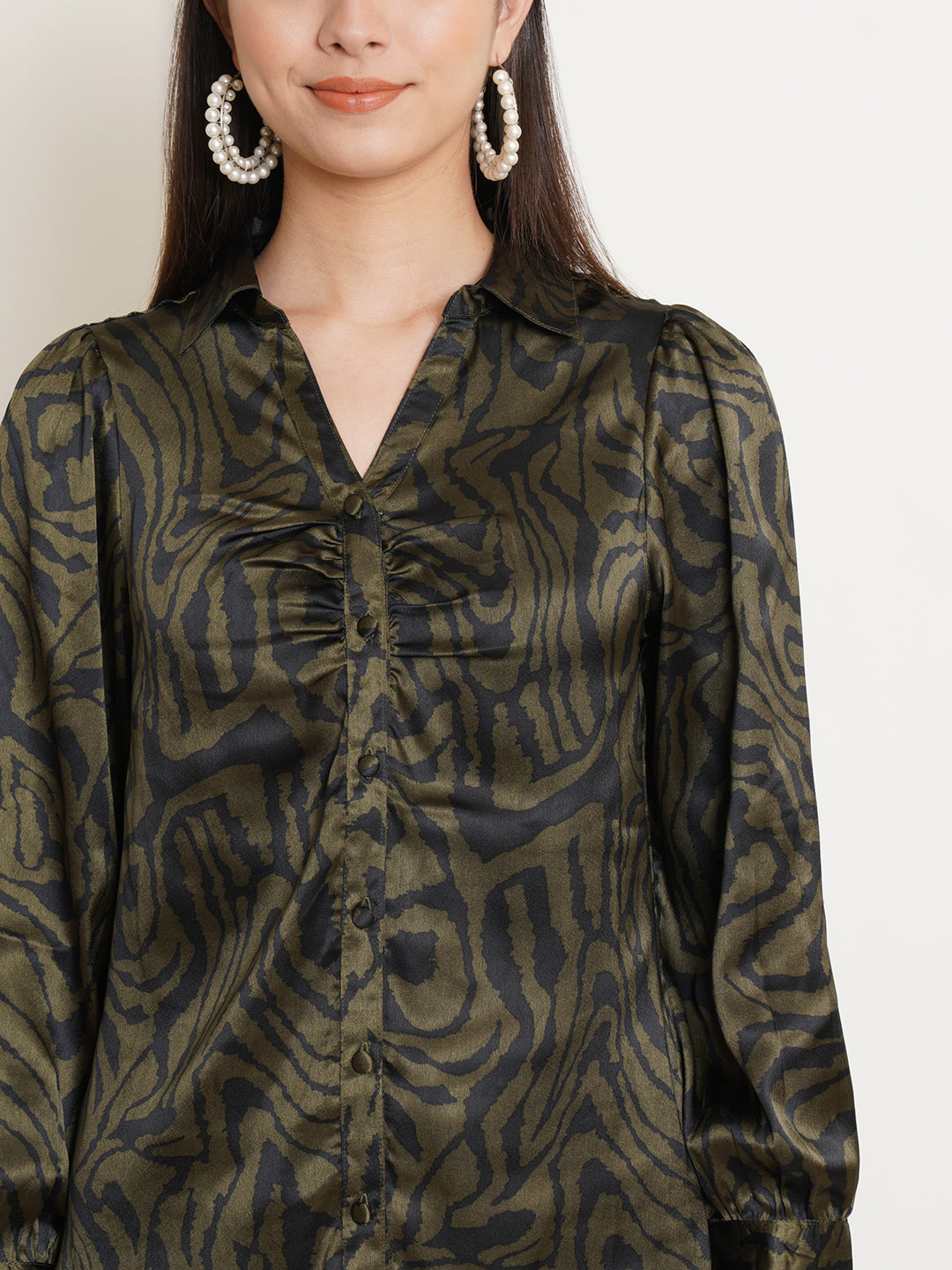 Women Black & Green Printed Satin Full Sleeves Shirt Collared Tops