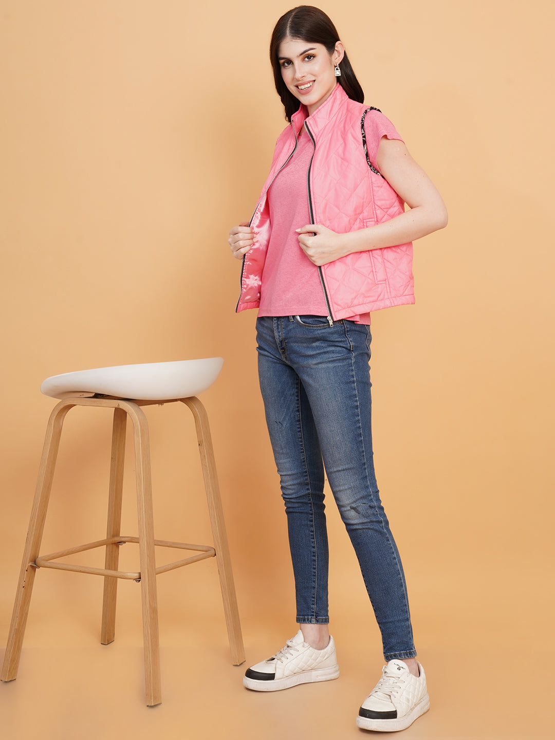 Women Pink Solid Quilted Jacket
