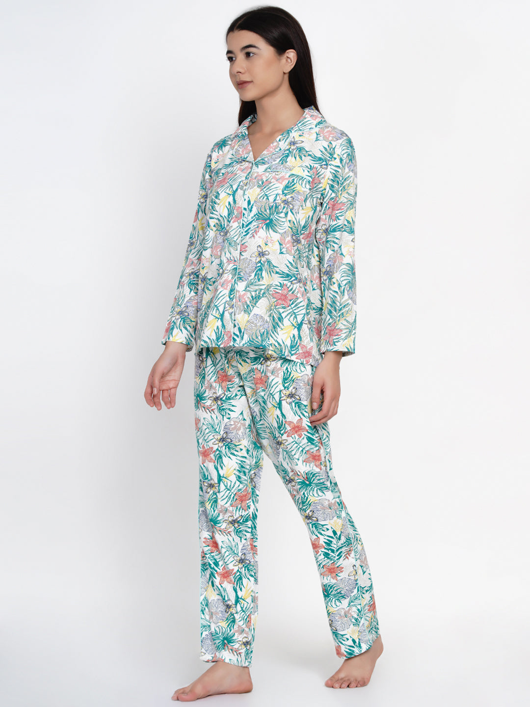 Women White Floral Print Viscose Rayon Pyjama & Shirt Nightsuit Set
