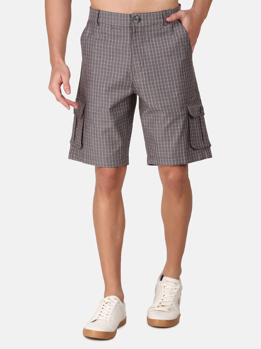 Men Grey & White Checkred Regular Fit Cargo Shorts