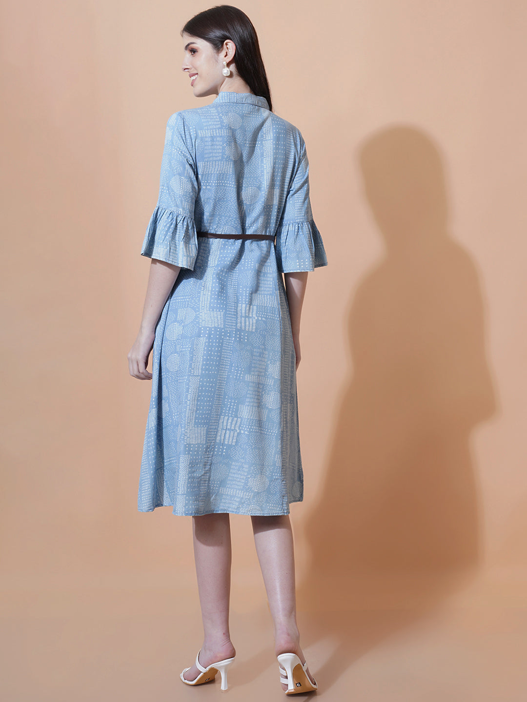 Women Blue & White Printed Shirt Collar Midi Dress